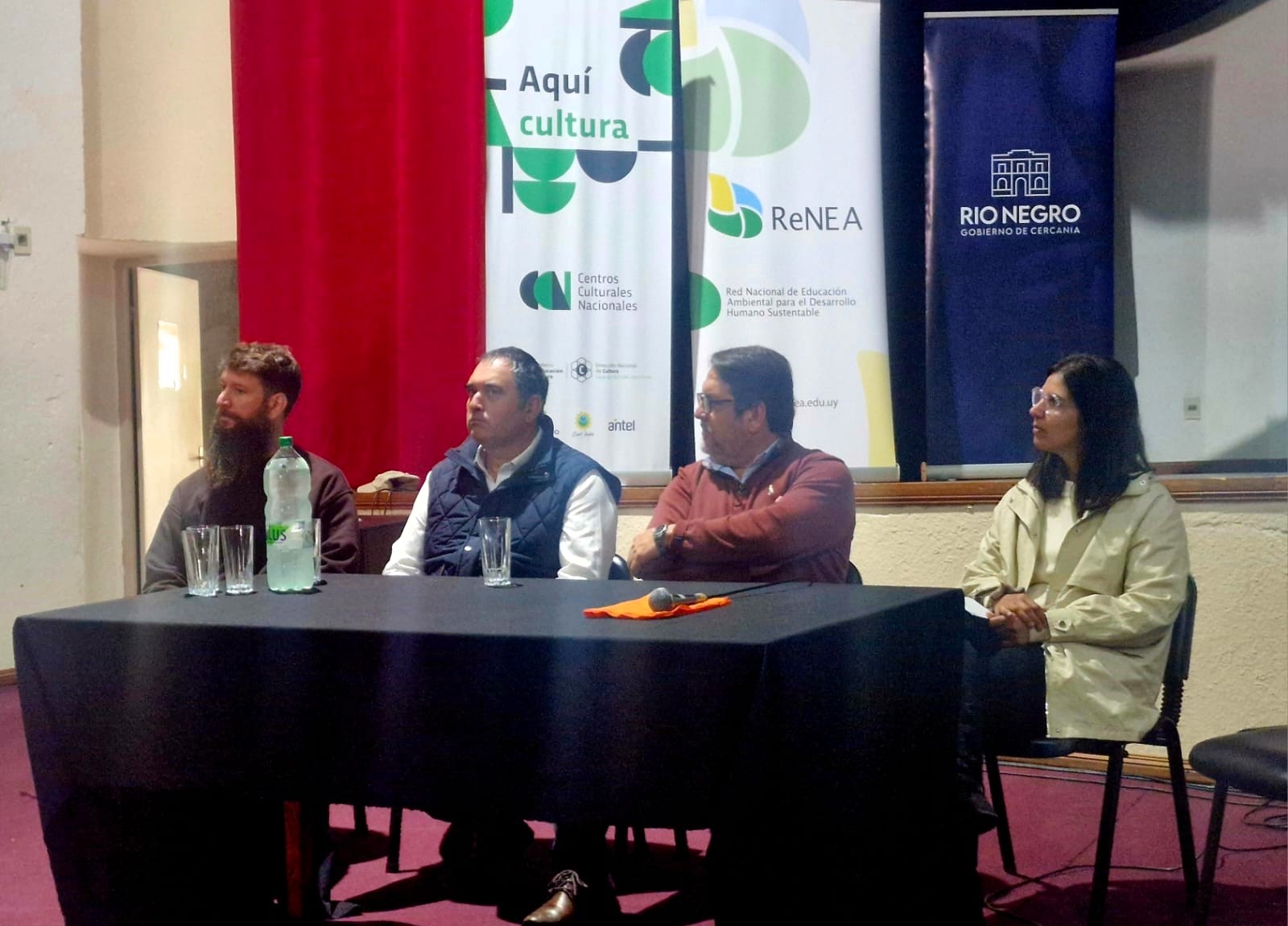 Salto participó en encuentros de educación ambiental y cambio climático para fortalecer el trabajo en territorio Salto participó en encuentros de educación ambiental y cambio climático para fortalecer el trabajo en territorio