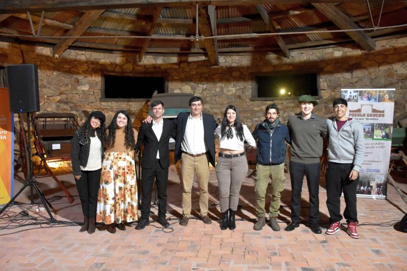 Culmina el concurso departamental de folclore «EnCanto Criollo»