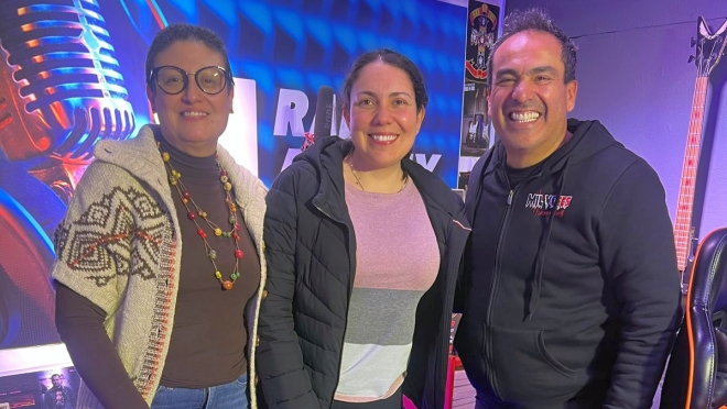 Nos visitaron Soledad y  Cecilia hablando de las propuestas del Centro Comercial e Industrial de Salto para el Dia del Niño